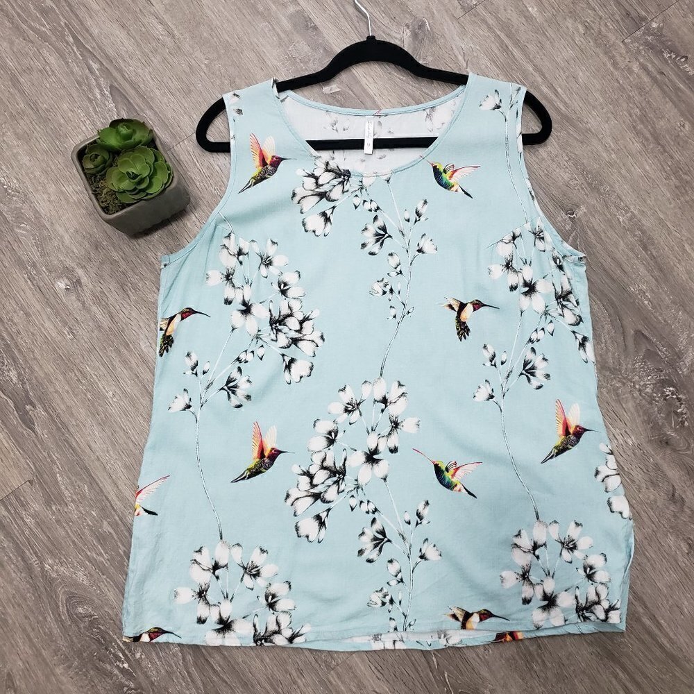 Blue Sky Sleeveless Hummingbird Floral Tank Top - Light Blue